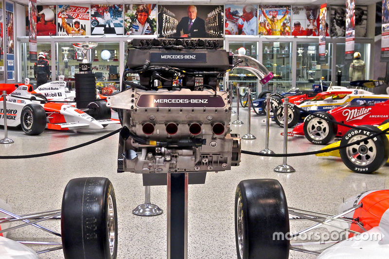 Машины Penske, побеждавшие в Indy 500