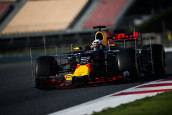 Daniel Ricciardo, Red Bull Racing RB13 avec des équipements de mesure