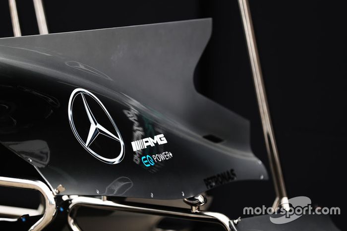 Detalle del ala de tiburón de Mercedes F1 W08