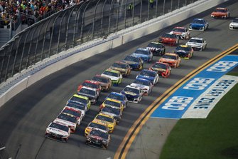 Restart, Denny Hamlin, Joe Gibbs Racing Toyota leads