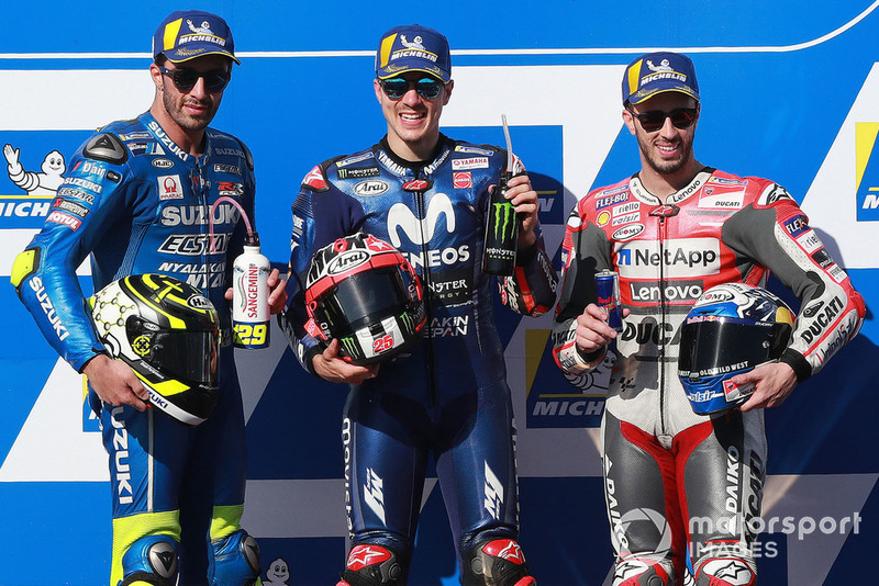 Podio: il vincitore della gara Maverick Viñales, Yamaha Factory Racing, il secondo classificato Andrea Iannone, Team Suzuki MotoGP, il terzo classificato Andrea Dovizioso, Ducati Team