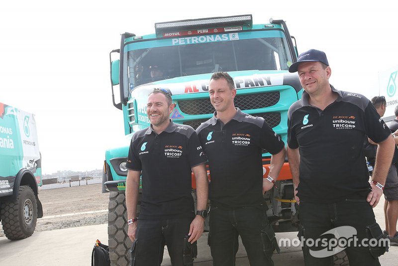 #508 Team De Rooy Iveco: Маурік ван ден Гьовель, Мартен ван Рой, Петер Кьойперс