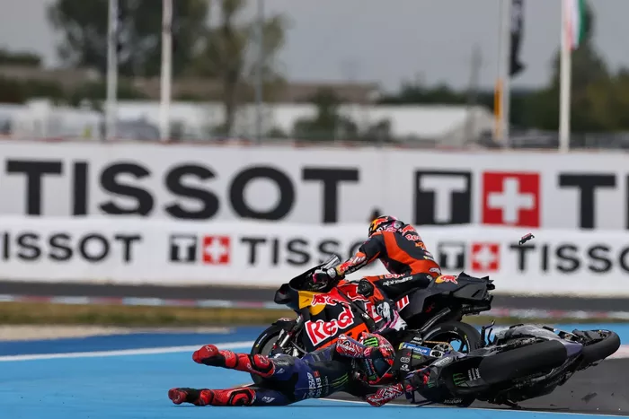 Fabio Quartararo, Yamaha Factory Racing, Enea Bastianini, Red Bull KTM Tech 3