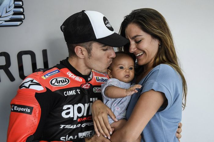 Maverick Viñales, Aprilia Racing Team Gresini con su familia
