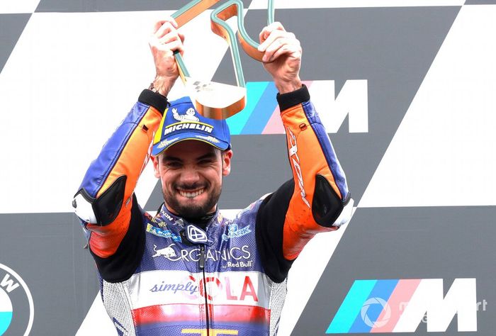 Podio: ganador Miguel Oliveira, Red Bull KTM Tech 3