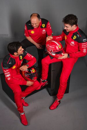 Carlos Sainz, Ferrari, Frederic Vasseur, Team Principal Ferrari, 
Charles Leclerc, Ferrari