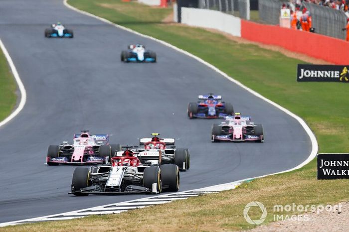 Kimi Raikkonen, Alfa Romeo Racing C38, Antonio Giovinazzi, Alfa Romeo Racing C38, Sergio Perez, Racing Point RP19, y Lance Stroll, Racing Point RP19