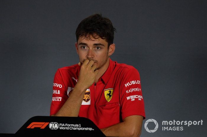 Ganador Charles Leclerc, Ferrari, en la conferencia de prensa