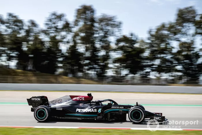 Lewis Hamilton, Mercedes W12