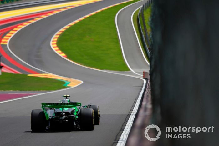 Zhou Guanyu, Stake F1 Team Kick Sauber C44