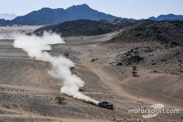 #302 JCW X-Raid Team: Stephane Peterhansel, Paulo Fiuza