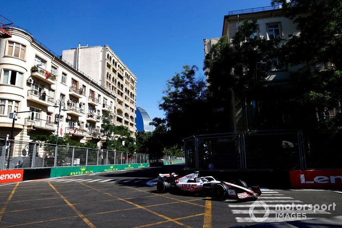 Mick Schumacher, Haas VF-22