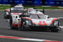 #2 Porsche Team Porsche 919 Hybrid: Тімо Бернхард, Ерл Бембер, Брендон Хартлі