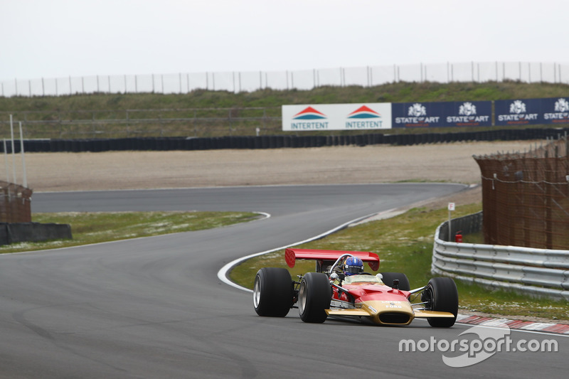 Едріан Ньюі, Lotus 49B