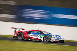 #67 Ford Chip Ganassi Racing, Ford GT: Andy Priaulx, Harry Tincknell, Pipo Derani