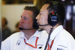 Yusuke Hasegawa, directeur du programme F1 de Honda, Zak Brown, directeur exécutif de McLaren Technology Group