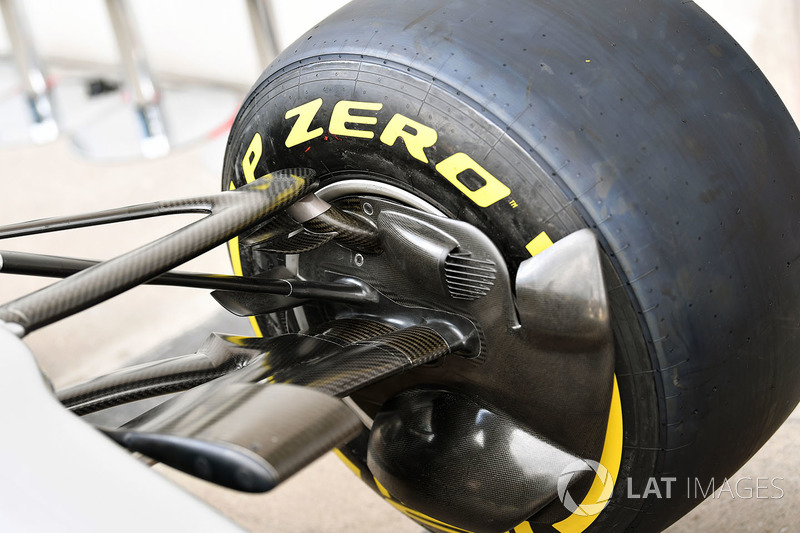 Mercedes AMG F1 F1 W08 brakeduct