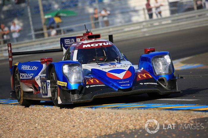 10°: #31 Vaillante Rebellion Racing Oreca 07 Gibson: Julien Canal, Bruno Senna, Nicolas Prost
