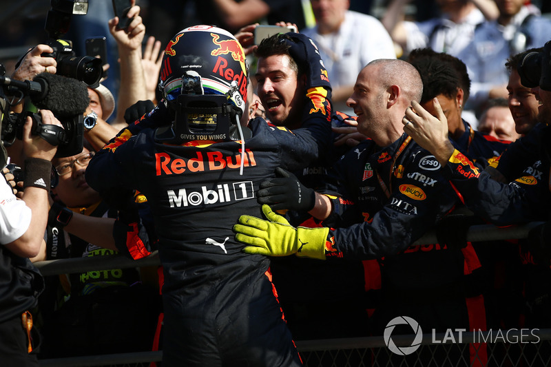 Le vainqueur Daniel Ricciardo, Red Bull Racing