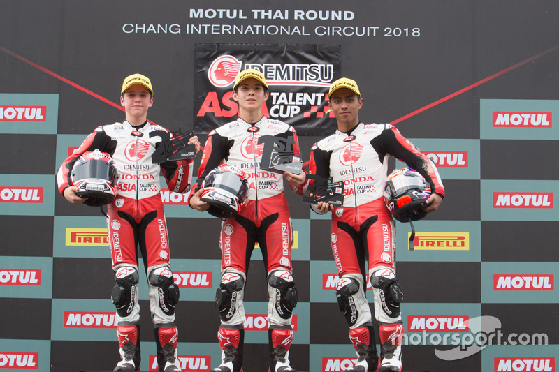 Podium Race 2 ATC Thailand: #19 Bill Van Eerde, #9 Haruki Noguchi, #4 Afridza Munandar