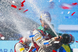 Lucas di Grassi, Audi Sport ABT Schaeffler, festeggia sul podio