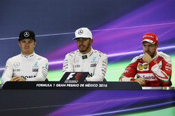 Нико Росберг, Mercedes AMG F1, Льюис Хэмилтон, Mercedes AMG F1, Себастьян Феттель, Ferrari