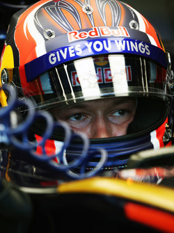 Даниил Квят, Scuderia Toro Rosso STR11
