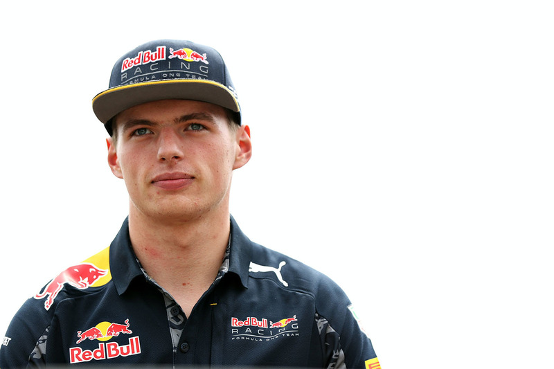 Max Verstappen, Red Bull Racing, tijdens de rijdersparade