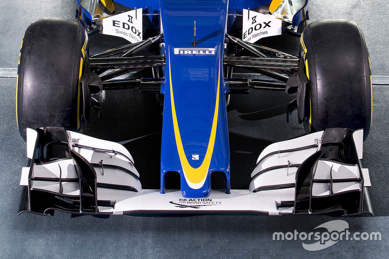 Sauber C35, dettaglio ala anteriore