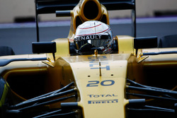Кевин Магнуссен, Renault Sport F1 Team RS16