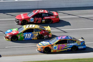 Kyle Busch, Joe Gibbs Racing, Toyota Camry M&M's, Corey LaJoie, TriStar Motorsports, Chevrolet Camaro Winn Dixie, Ricky Stenhouse Jr., Roush Fenway Racing, Ford Fusion SunnyD