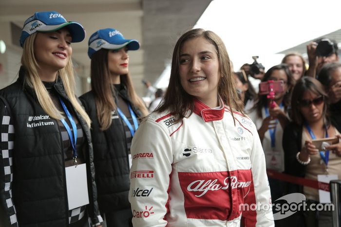 Tatiana Calderón, Sauber C37 piloto de prueba