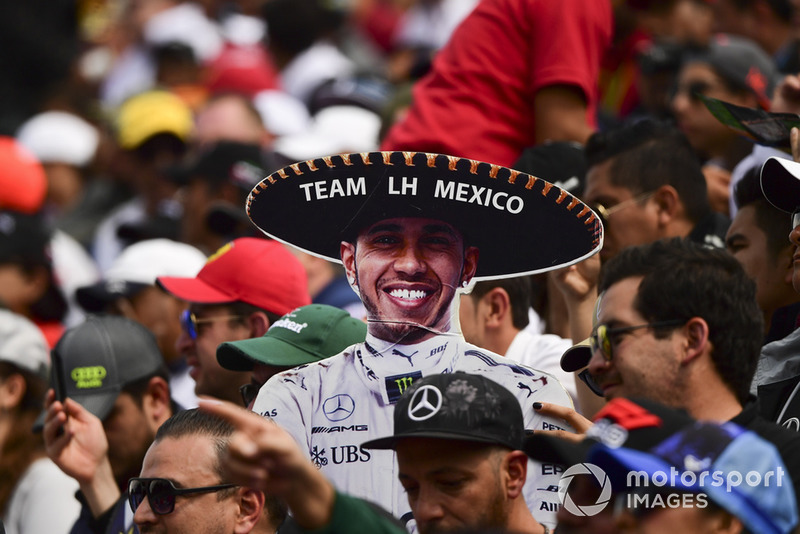 Fans of Lewis Hamilton, Mercedes AMG F1