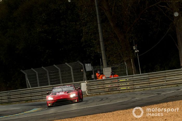 #90 TF Sport Aston Martin Vantage AMR: Salih Yoluc, Charles Eastwood, Jonathan Adam 