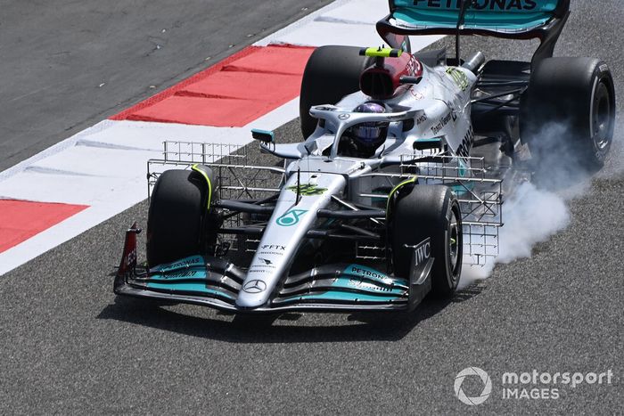 Lewis Hamilton, Mercedes W13