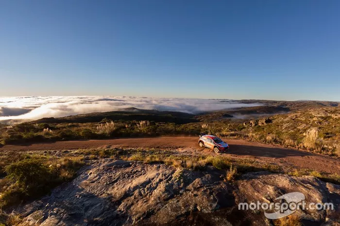 Thierry Neuville, Nicolas Gilsoul, Hyundai Motorsport Hyundai i20 Coupe WRC