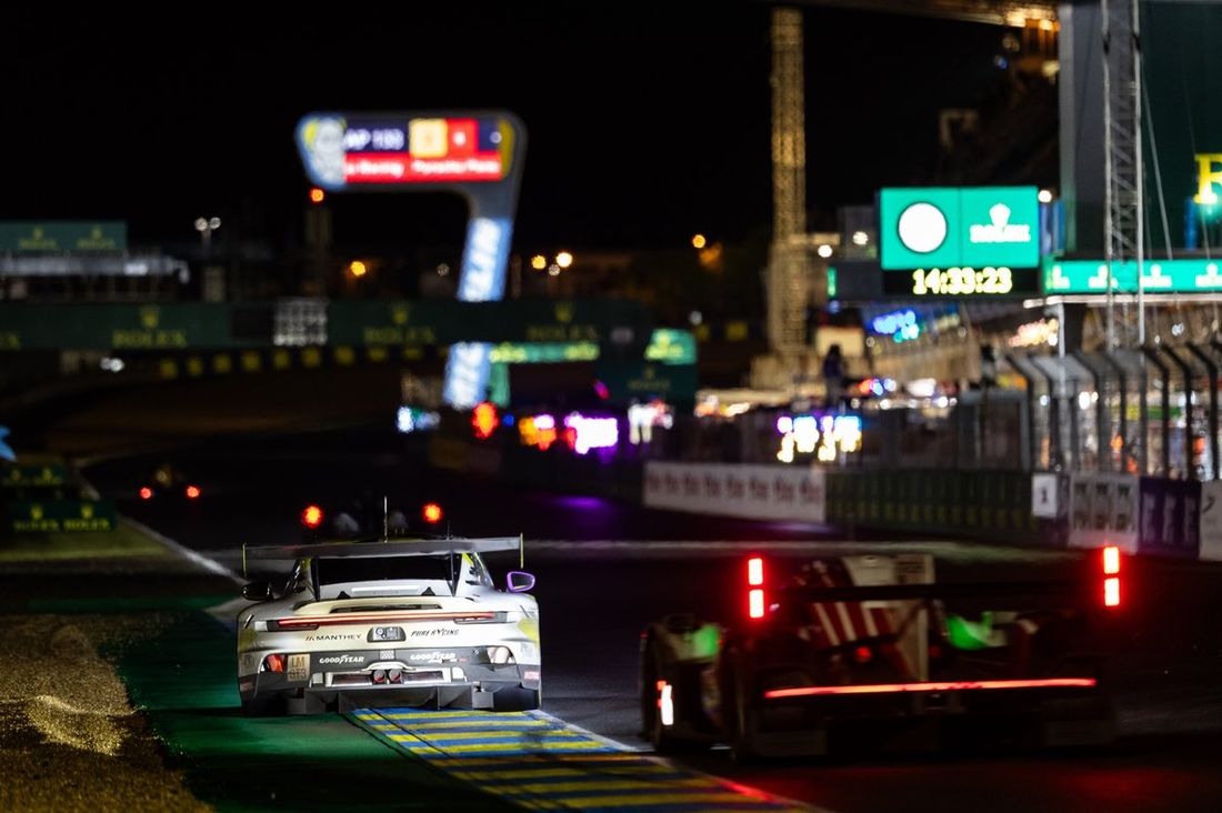 #92 Manthey Purerxcing Porsche 911 GT3 R LMGT3: Aliaksandr Malykhin, Joel Sturm, Klaus Bachler