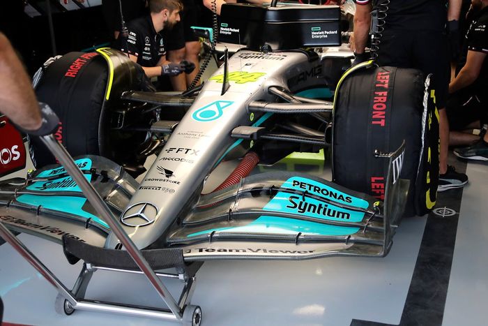 Alerón delantero del Mercedes W13