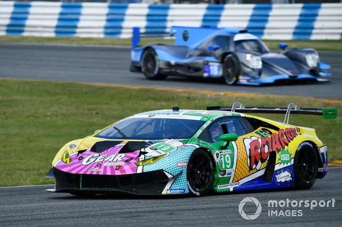 #19 GEAR Racing powered by GRT Grasser Lamborghini Huracan GT3, GTD: Christina Nielsen, Katherine Legge, Tati Calderon, Rahel Frey
