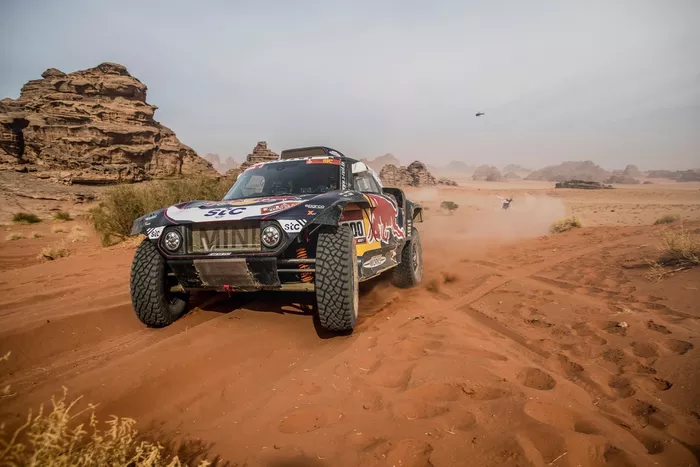 #300 X-Raid Mini JCW Team: Carlos Sainz, Lucas Cruz