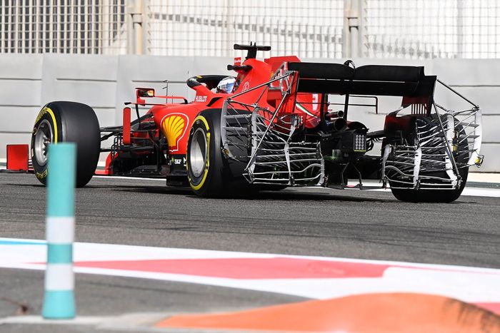 Sebastian Vettel, Ferrari SF1000 con i sensori posteriori  