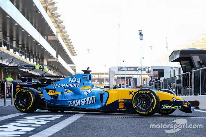 Renault R25
