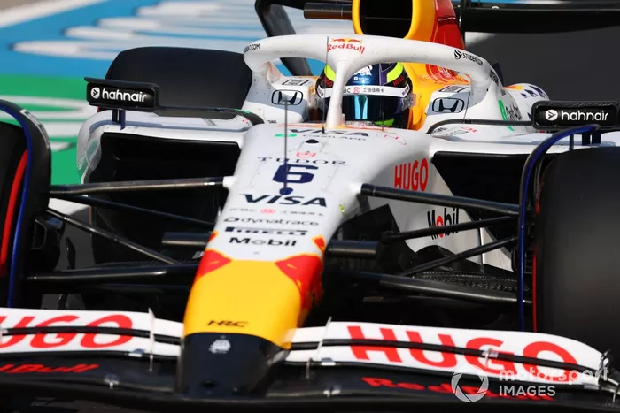 إيساك حجار، فريق RB F1