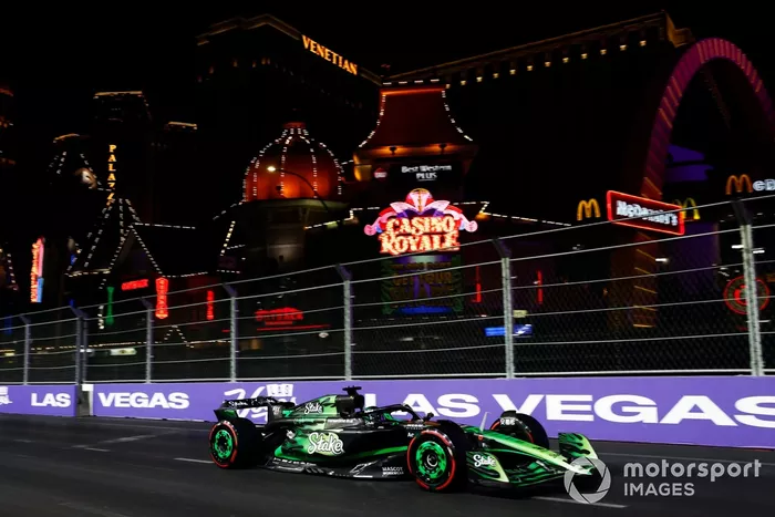 Valtteri Bottas, Stake F1 Team KICK Sauber C44