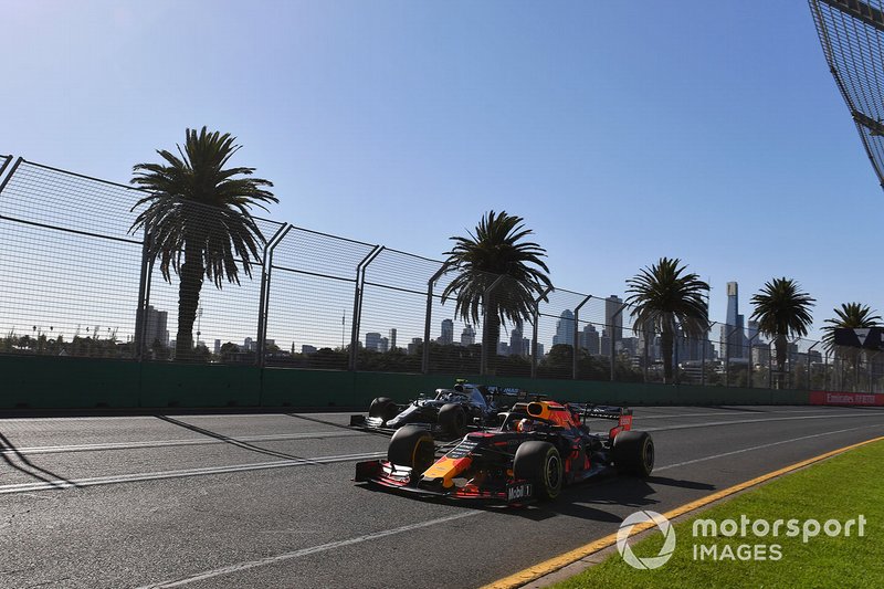 Макс Ферстаппен, Red Bull Racing RB15, Валттері Боттас, Mercedes AMG W10
