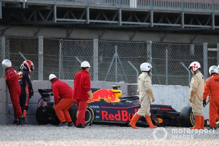 Pierre Gasly, Red Bull Racing RB15, tras su accidente