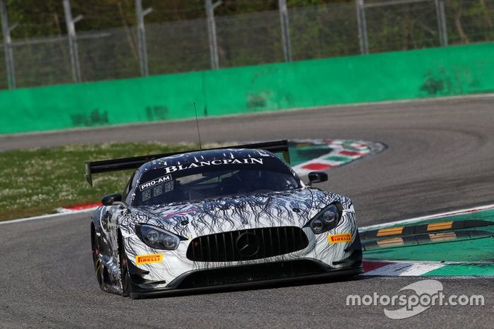 #74 Ram Racing Mercedes-AMG GT3: Remon Vos, Tom Onslow-Cole
