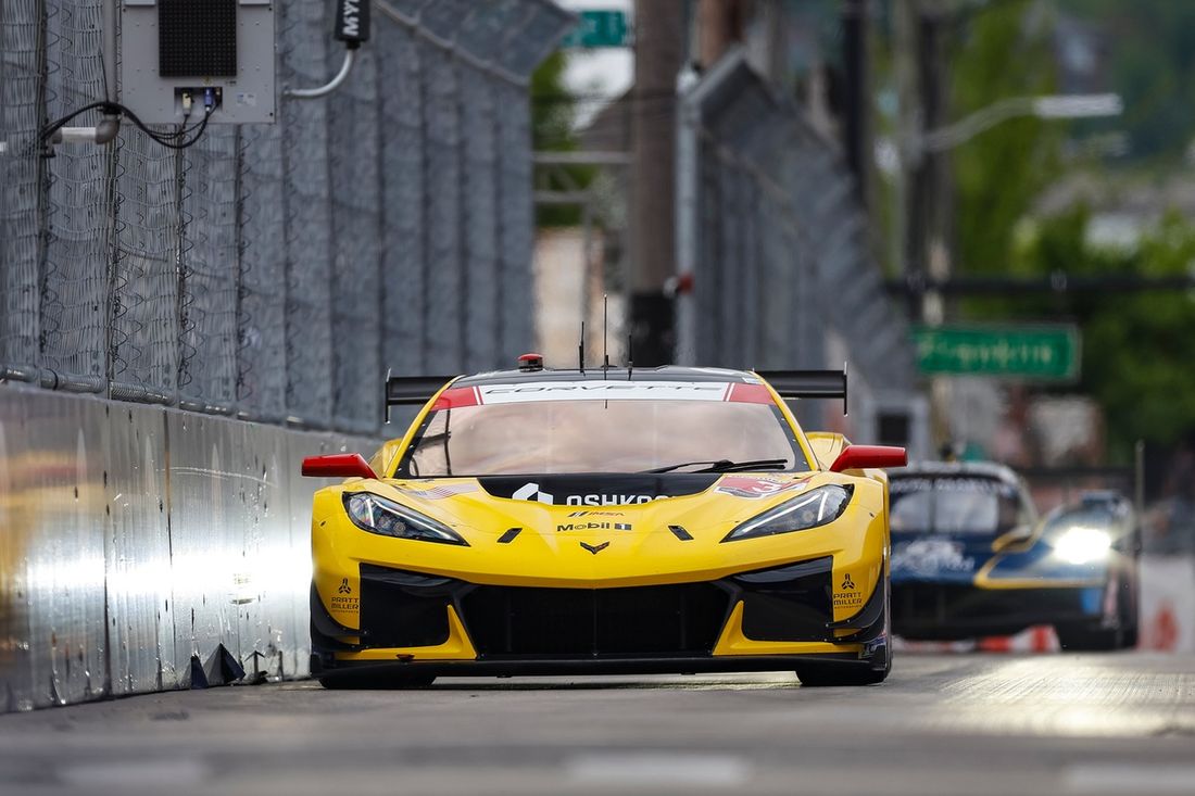 #3 Corvette Racing by Pratt Miller Motorsports Corvette Z06 GT3.R: Antonio Garcia, Alexander Sims