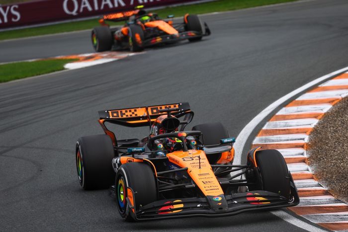 Lando Norris, McLaren, Oscar Piastri