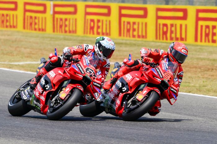 Marc Marquez, Ducati Team, Francesco Bagnaia, Ducati Team
